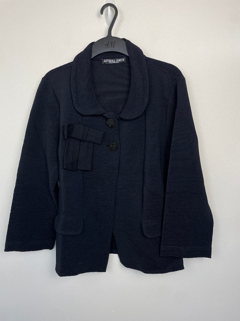 Juffrouw Jansen jasje vest maat XL zwart ribbel strik, Zwart, Maat 46/48 (XL) of groter, Info@jansen-amsterdam.com, Ophalen of Verzenden