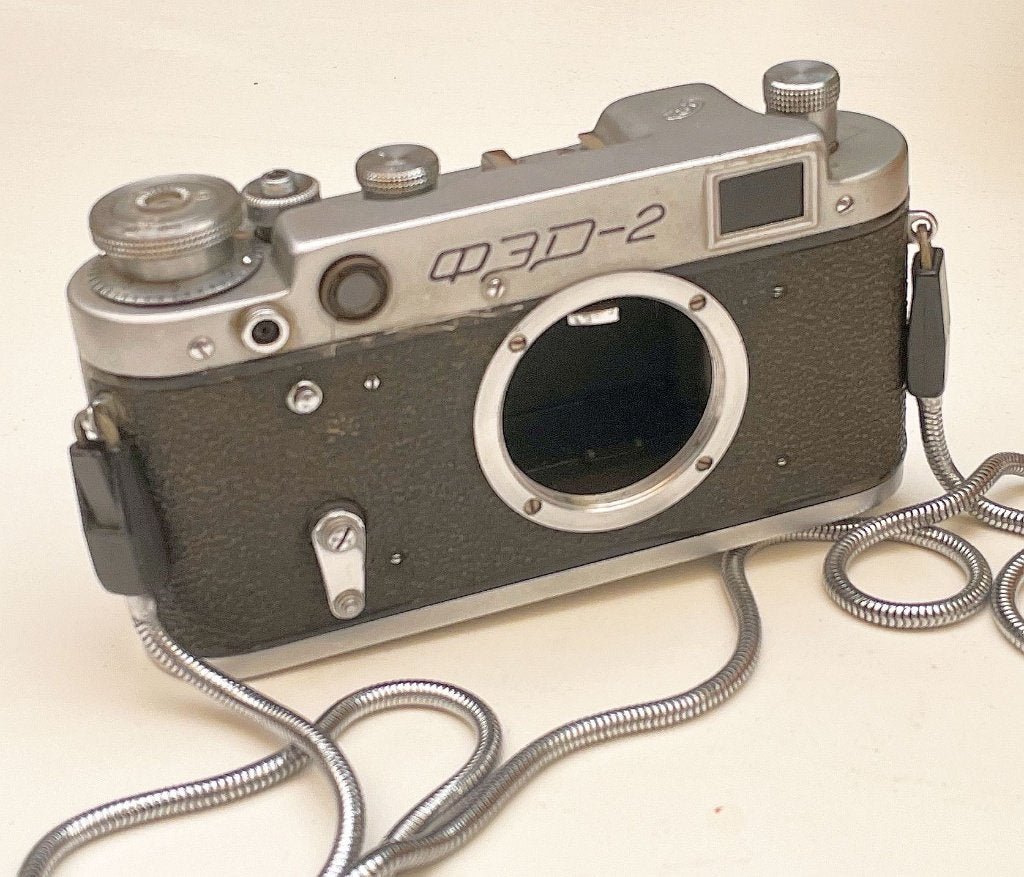 Fed 2 (ФЭД-2) body (met spoel!) meetzoeker uit 1968 (681691), Audio, Tv en Foto, Fotocamera's Analoog, Ophalen of Verzenden, Compact
