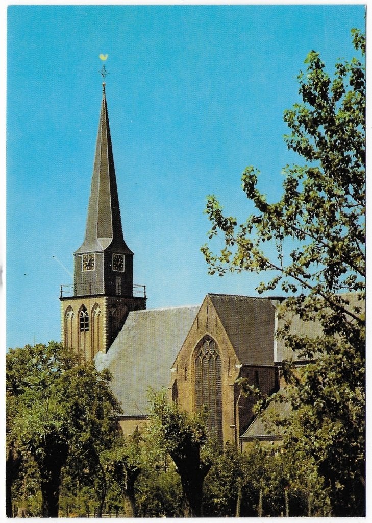 Geervliet Ned Herv kerk Ongelopen Ansichtkaart ( B4887 ), Ophalen of Verzenden, 1980 tot heden, Gelopen