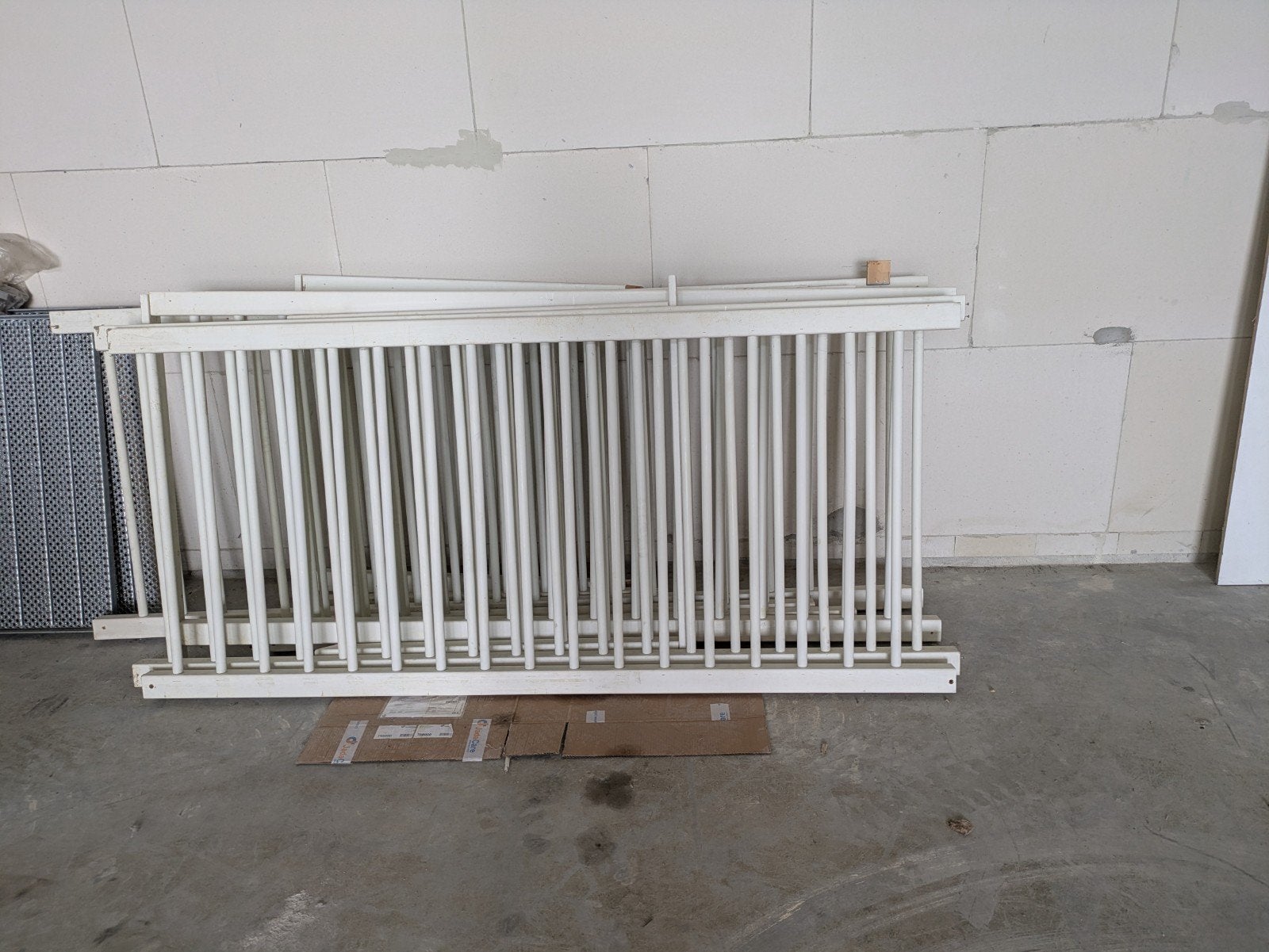 Witte houten balustrade / hekwerk onderdelen, Ophalen, Gebruikt, Minder dan 2 meter