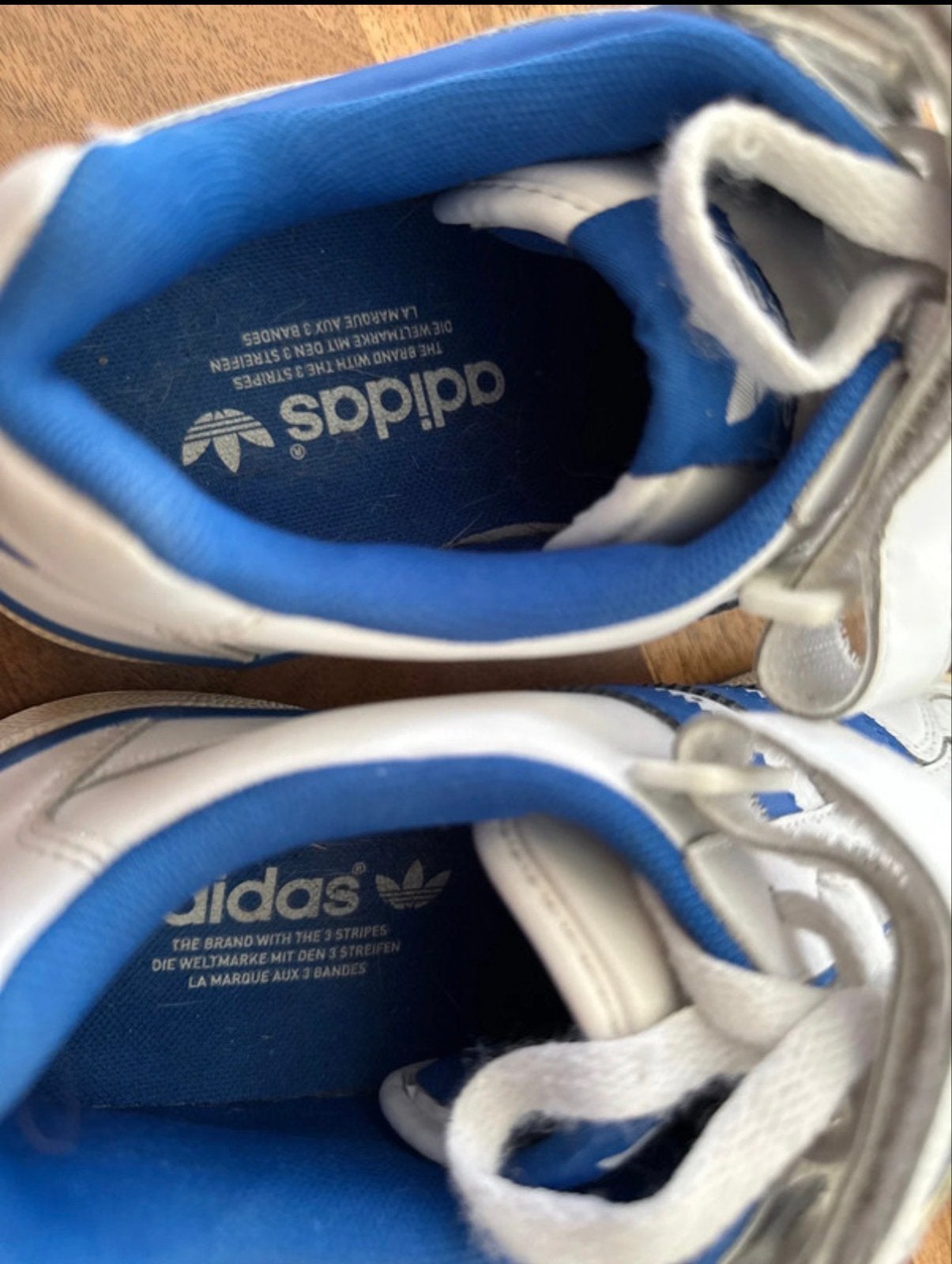 Adidas Forum Low Sneakers - Wit met Blauw, Wit, Ophalen of Verzenden, Sneakers of Gympen, Zo goed als nieuw