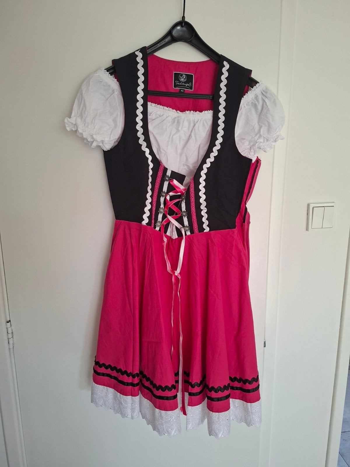 dirndl nieuw, Ophalen of Verzenden, Nieuw, Maat 38/40 (M)