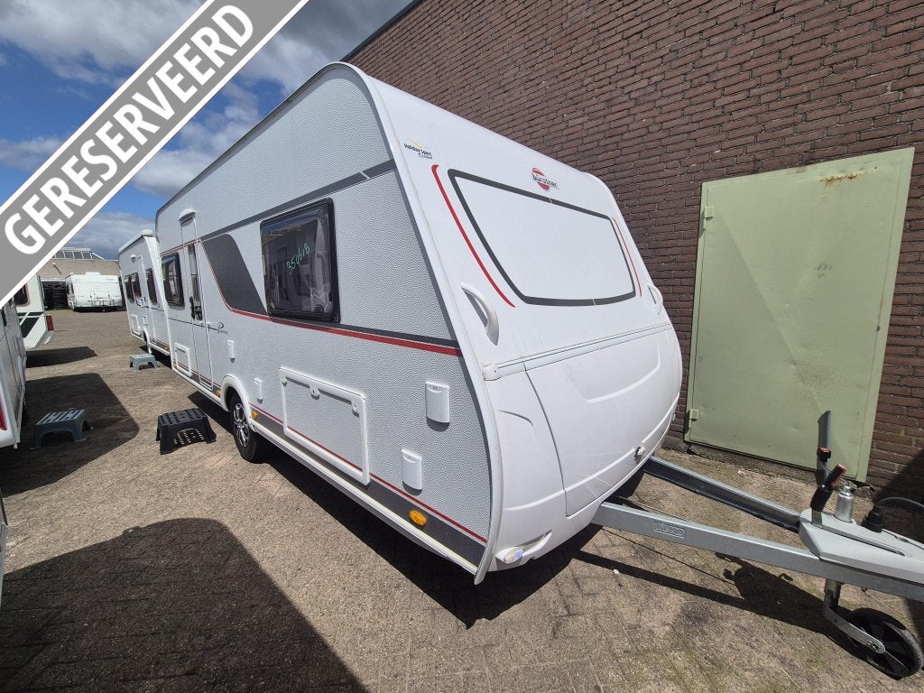 Bürstner Premio 460 TS NIEUW 1700 kg as, Ringverwarming, Rondzit, Particulier, 1000 - 1250 kg