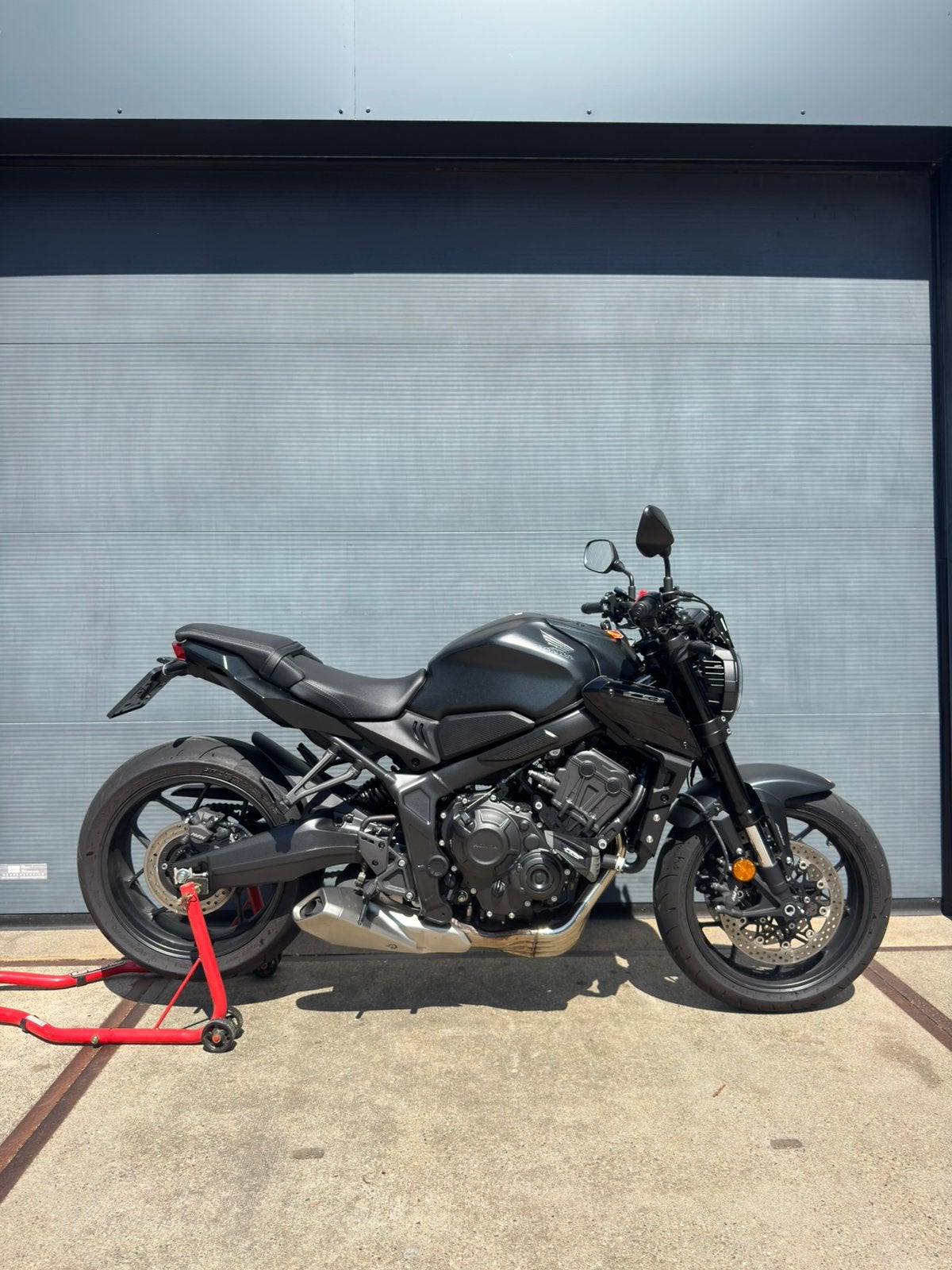Honda CB650R | 2023 | <3.000 km | Verlaagd | Nieuwstaat, 4 cilinders, Particulier, Meer dan 35 kW, Minimaal motorrijbewijs A2