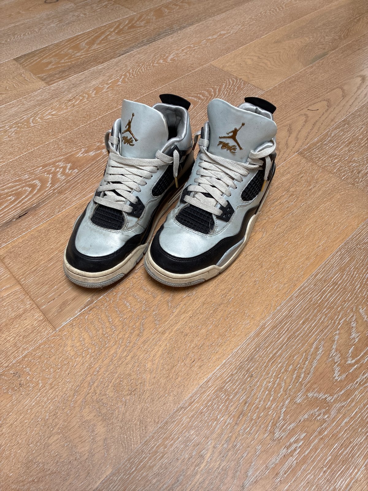 Nike Air Jordan 4 Retro 'Metallic Silver' sneakers, Ophalen of Verzenden, Gedragen, Overige kleuren, Sneakers of Gympen
