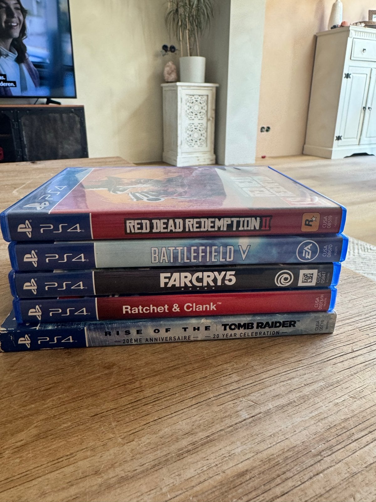PS4 Games Bundel: Red Dead Redemption 2, Battlefield V, Far, Online, Gebruikt, Vanaf 18 jaar, 1 speler
