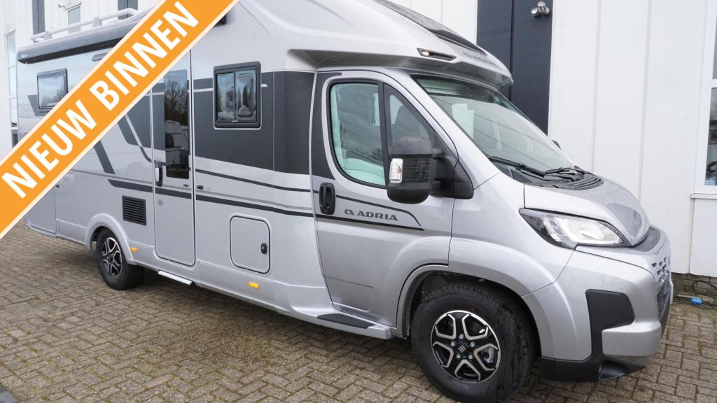 Adria Coral Supreme 670 DL 180pk/aut./4400kg, Caravans en Kamperen, Campers, Automaat, Fiat, Bedrijf, Diesel