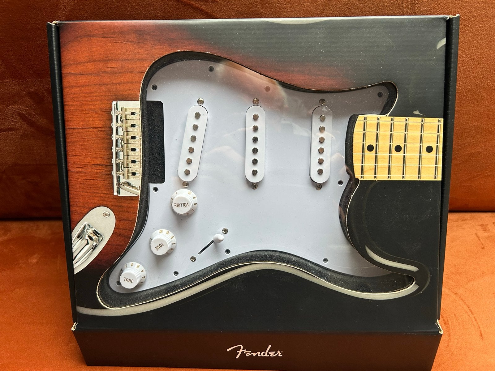 Squier Stratocaster Loaded Pickguard - Nieuw in doos, Ophalen of Verzenden, Nieuw, Overige typen