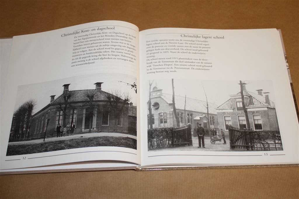 De mooiste 100 ansichtkaarten Veendam, deel 3., Boeken, Ophalen of Verzenden, Gelezen