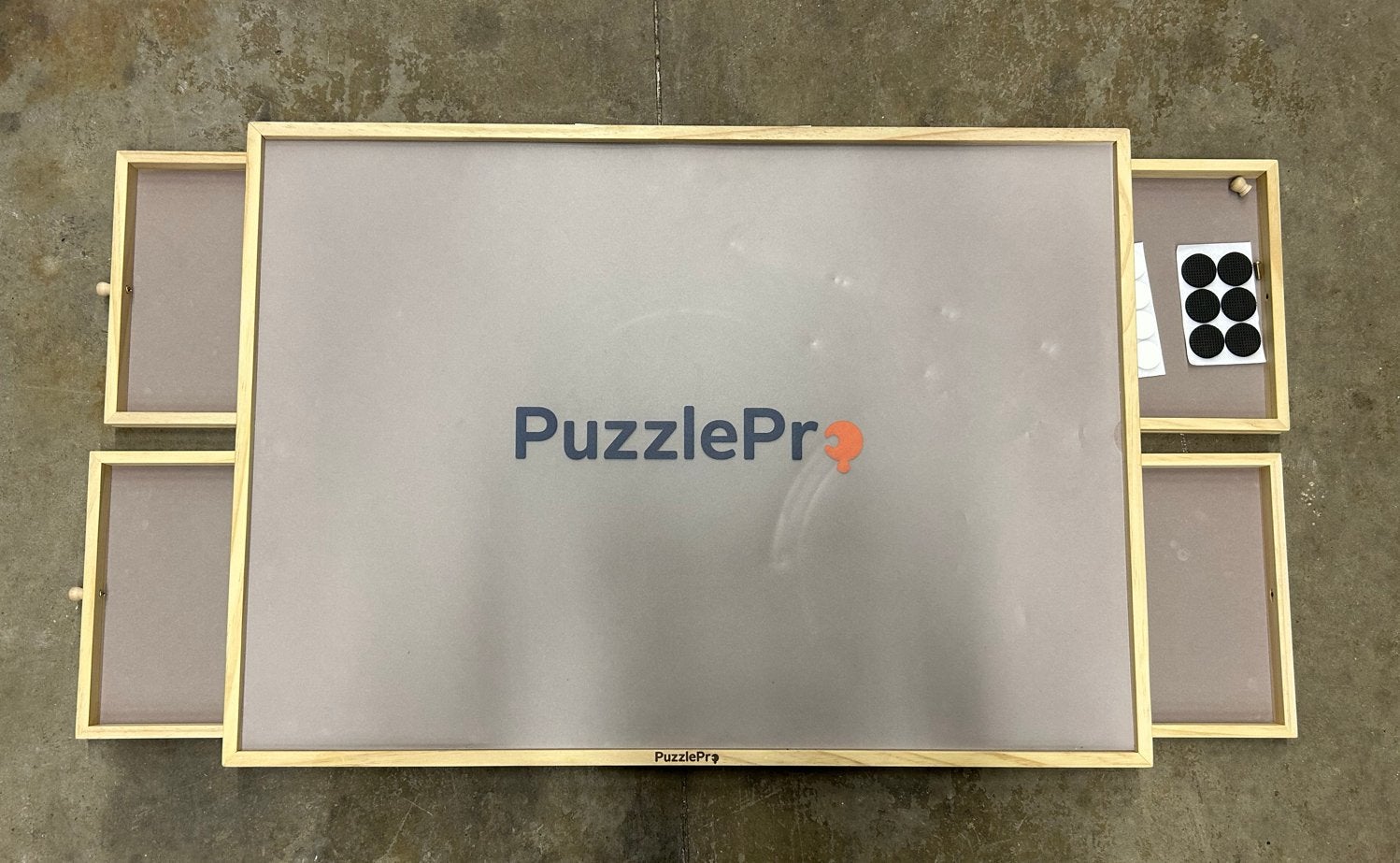 Puzzeltafel 1000 stukjes - kantelbaar en draaibaar met lades, Ophalen, 500 t/m 1500 stukjes, Nieuw, Legpuzzel