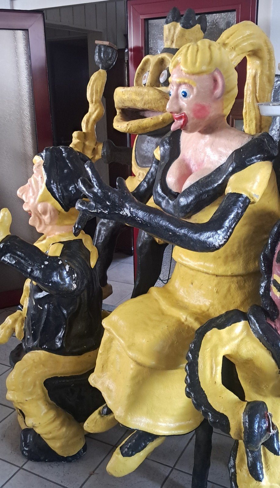 Carnavals poppen voor op de wagen, Ophalen, Gebruikt, Versiering, Carnaval