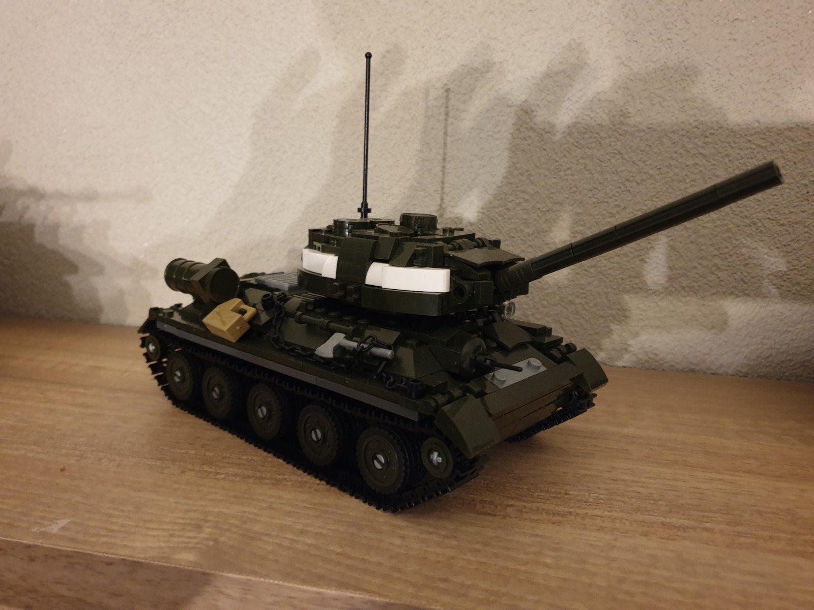 T34-85 tank bouwset (geen originele doos), Ophalen of Verzenden, Gebruikt, Overige merken