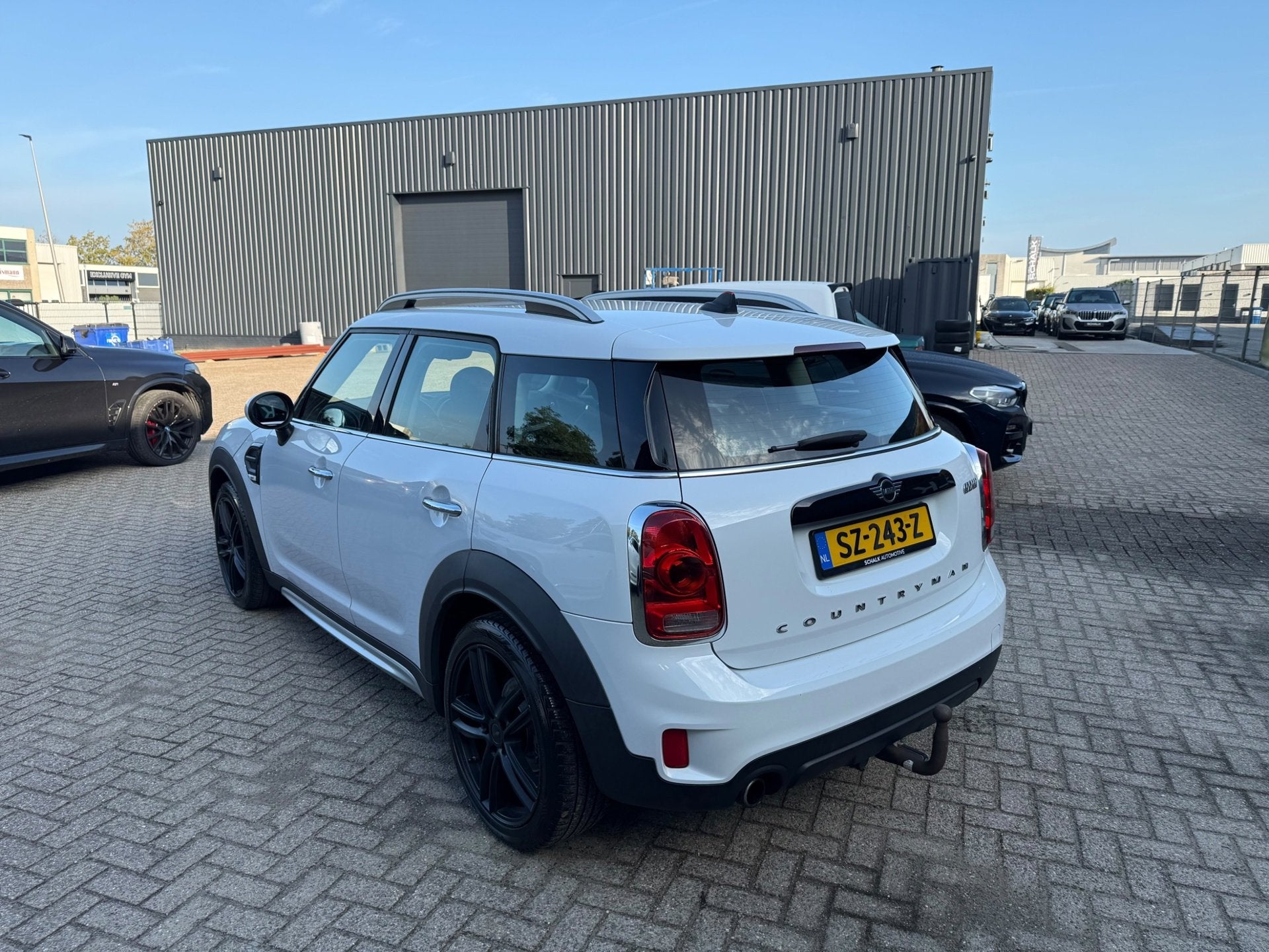 Mini Countryman 1.5 Cooper Salt|NAP|Trekhaak|Bluetooth, Auto's, Voorwielaandrijving, Dealer onderhouden, Gebruikt, Countryman