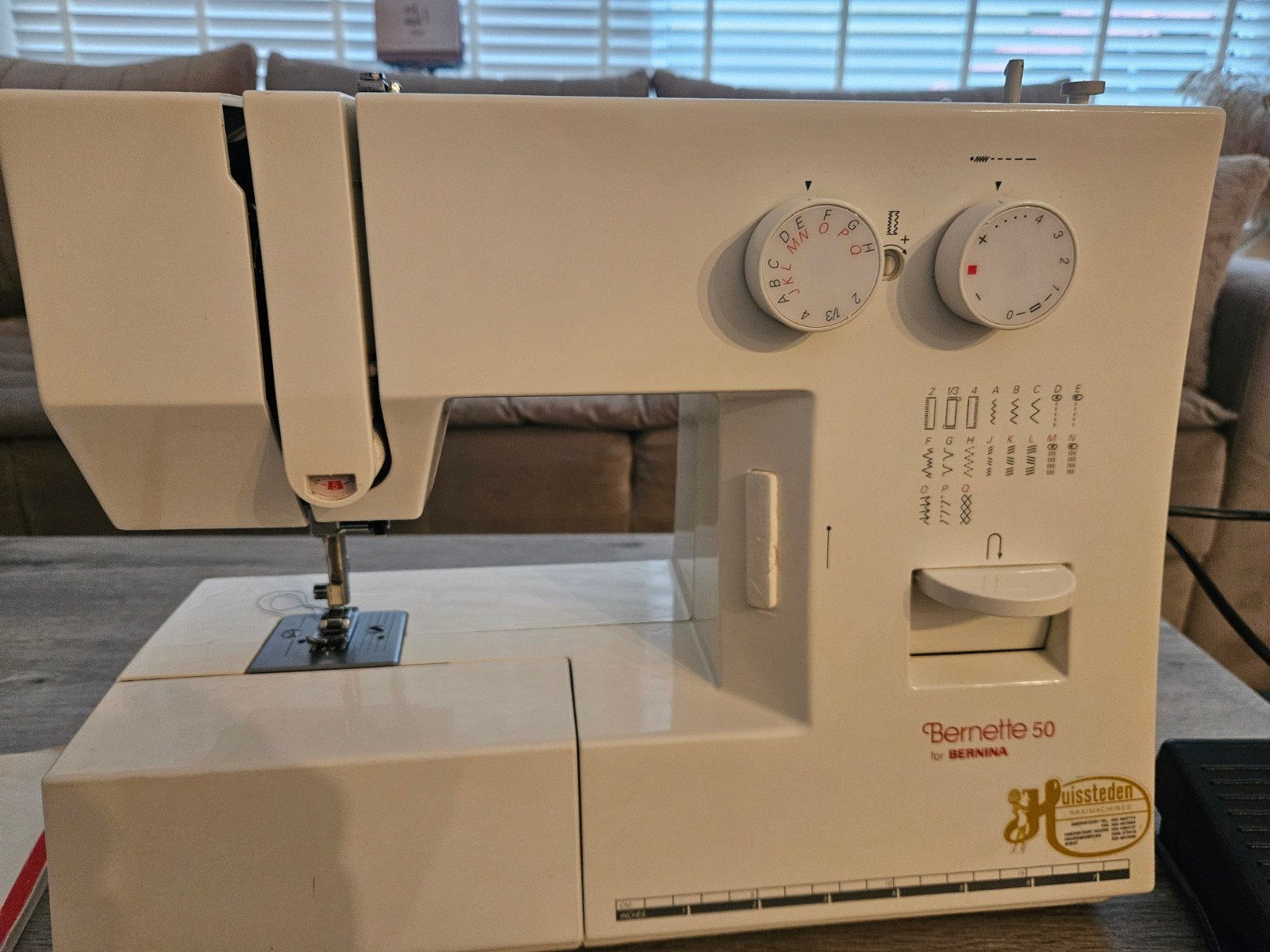 bernette bernina werkt prima, Ophalen, Zo goed als nieuw, Naaimachine, Bernina
