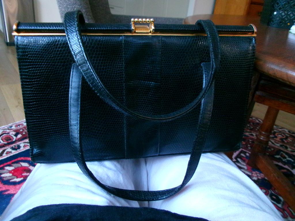 vintage handtas  jaren 60  v reptiel of hagedisleer, Sieraden, Tassen en Uiterlijk, Tassen | Damestassen, Ophalen of Verzenden