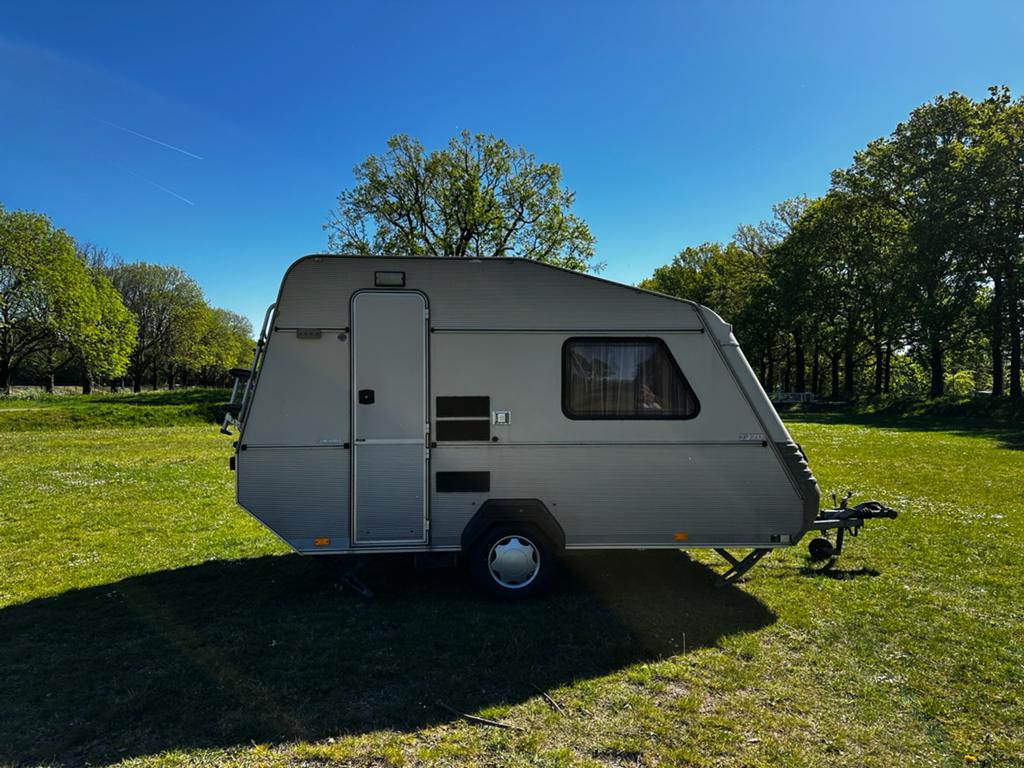 Kip KL 35 EK caravan, Caravans en Kamperen, Caravans, Kip, Tot en met 2, Treinzit, 500 - 750 kg