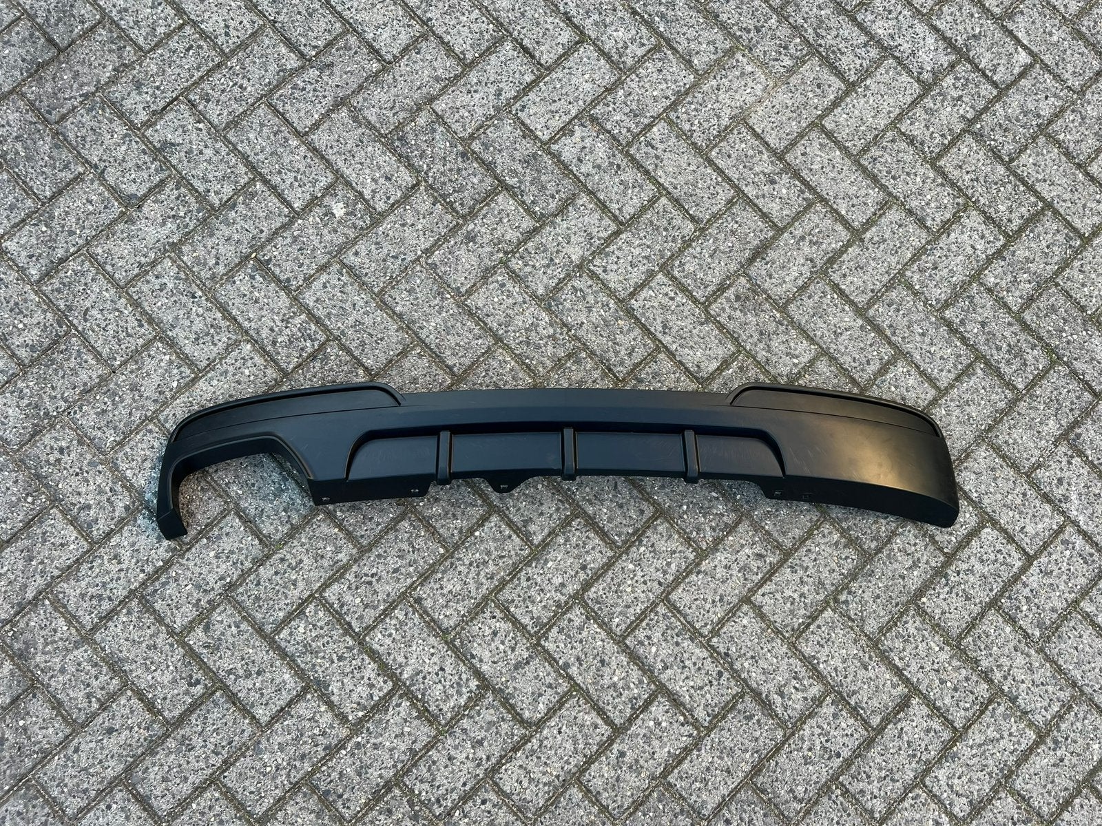 BMW 5-SERIE F10 Diffuser Diffusor voor M pakket NIEUW, Ophalen, Voor, Nieuw, Bumper