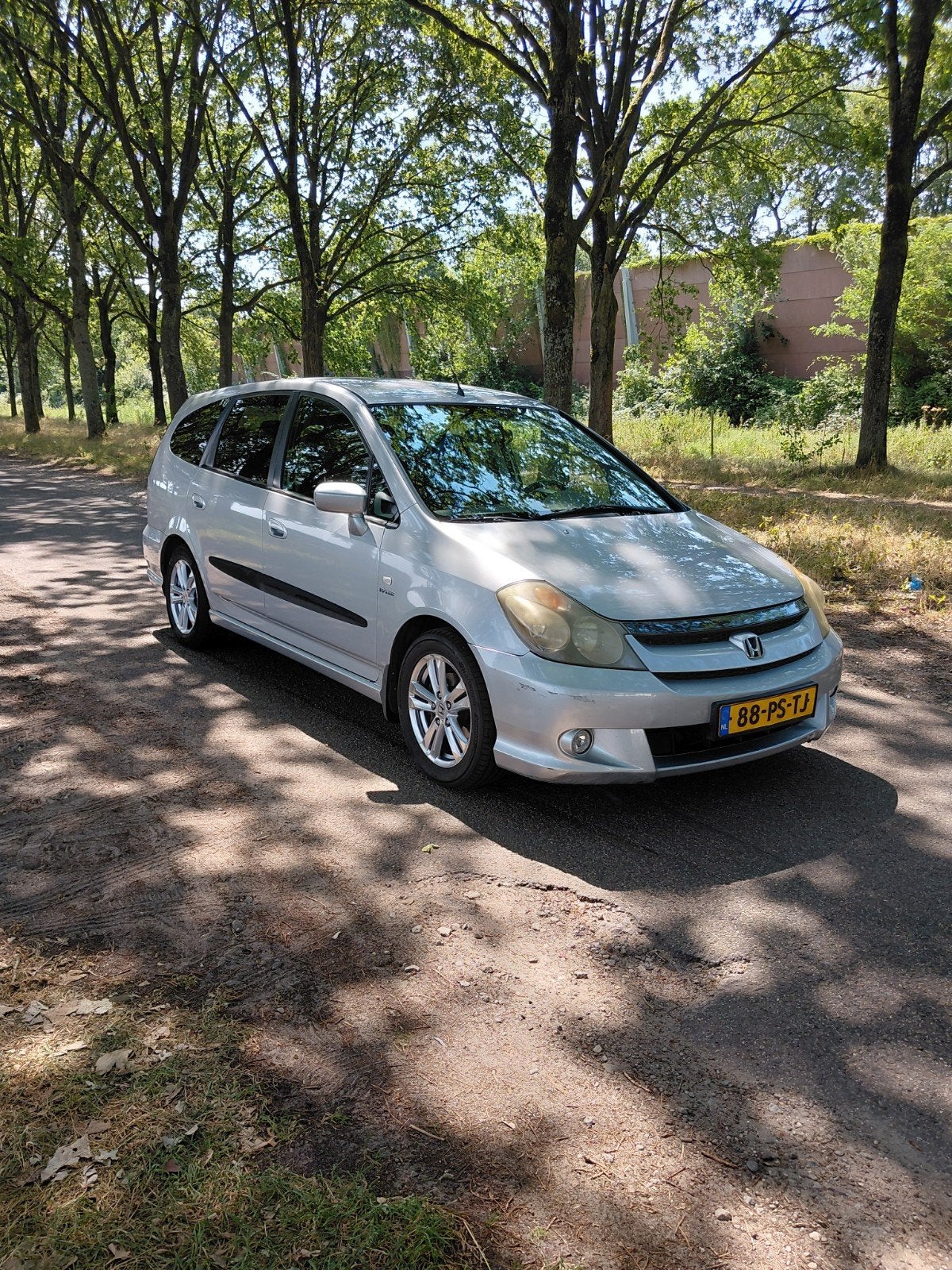 Honda Stream 2.0 V-tech AUT 2004 Grijs, Auto's, Honda, Particulier, Stream, ABS, Airbags, Airconditioning, Centrale vergrendeling