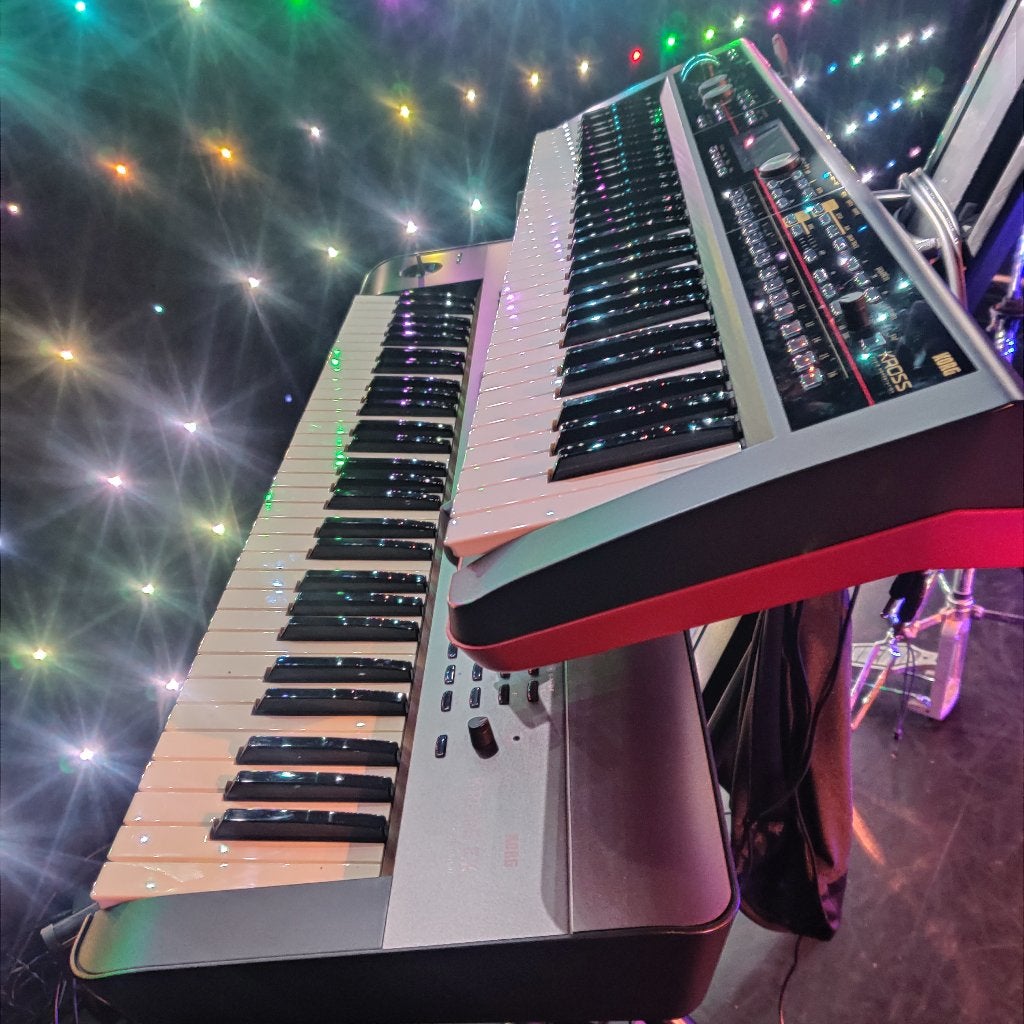 Korg Kross 1 Music Workstation - De ultieme alleskunner!, Muziek en Instrumenten, 61 toetsen, Korg, Ophalen of Verzenden, Zo goed als nieuw