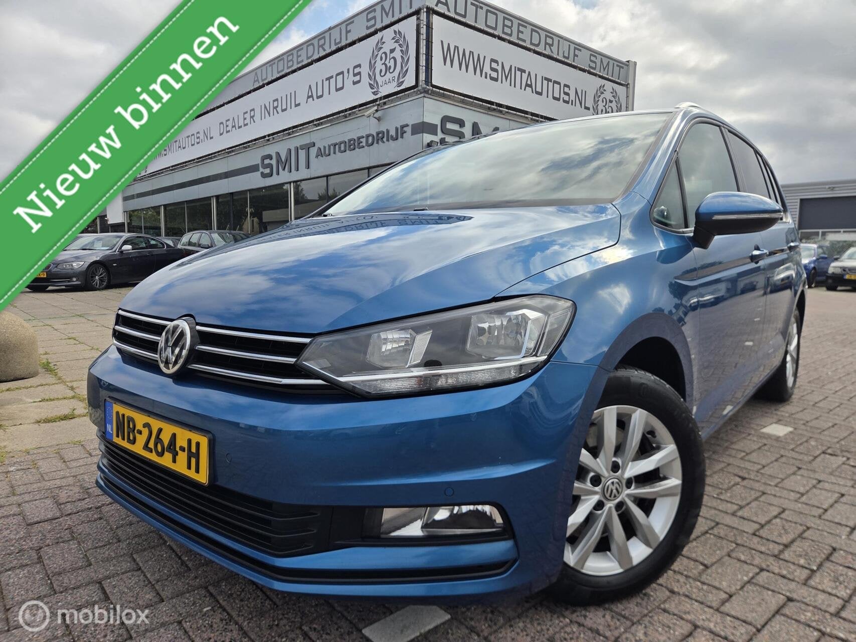 Volkswagen Touran 1.2 TSI Conn. Series Massage/Trekhaak, Auto's, Volkswagen, Voorwielaandrijving, Gebruikt, 4 cilinders, Blauw