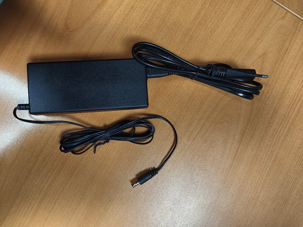 Adapter 12 V., Computers en Software, Ophalen, Gebruikt