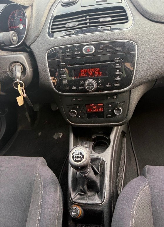 Fiat PUNTO EVO 0.9 TwinAir Sport CLIMA LMV 4 ELECT. RAMEN NA, Euro 5, 86 pk, Gebruikt, 49 €/maand