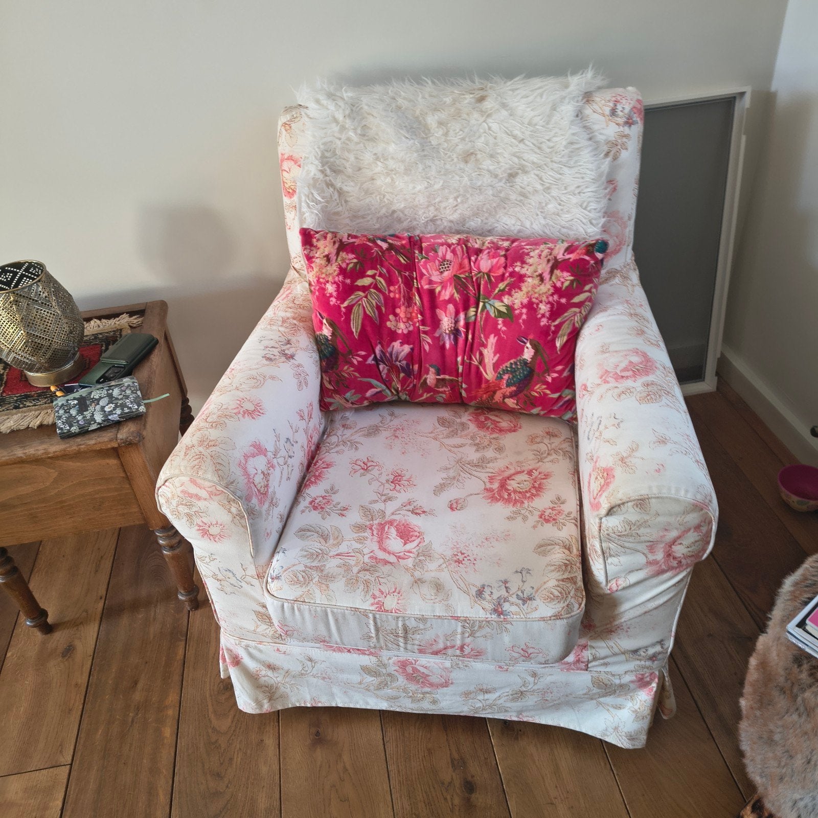 Comfortabele fauteuil met bloemenprint, Ophalen, Gebruikt, Klassiek, Romantisch, Bloemenprint, 75 tot 100 cm