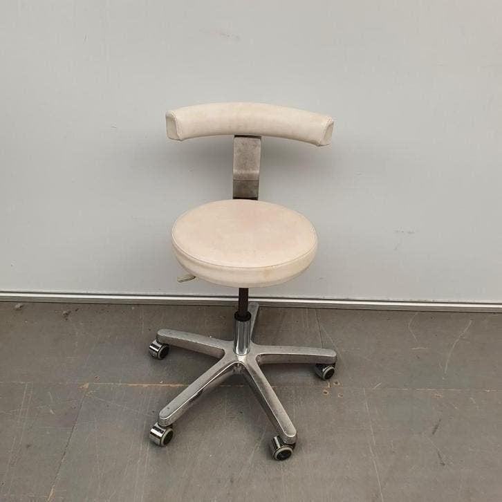 tandartsstoel werkstoel witte skai (met schade), Ophalen, Gebruikt, Wit