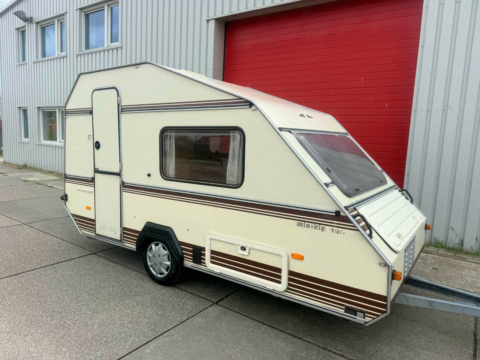 Kip caravan mk400 retro bouwjaar 1983, Caravans en Kamperen, Caravans, Overige typen, Kip, Kleine zit, Tot en met 3