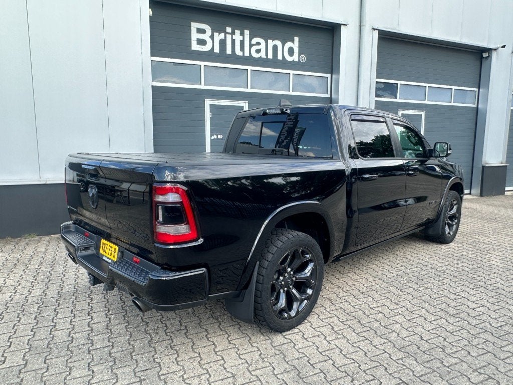 Dodge RAM 5.7 V8 4x4 LPG LIMITED bj2023 *Pano *Adaptive *Lee, Automaat, 5654 cc, Zwart, Origineel Nederlands