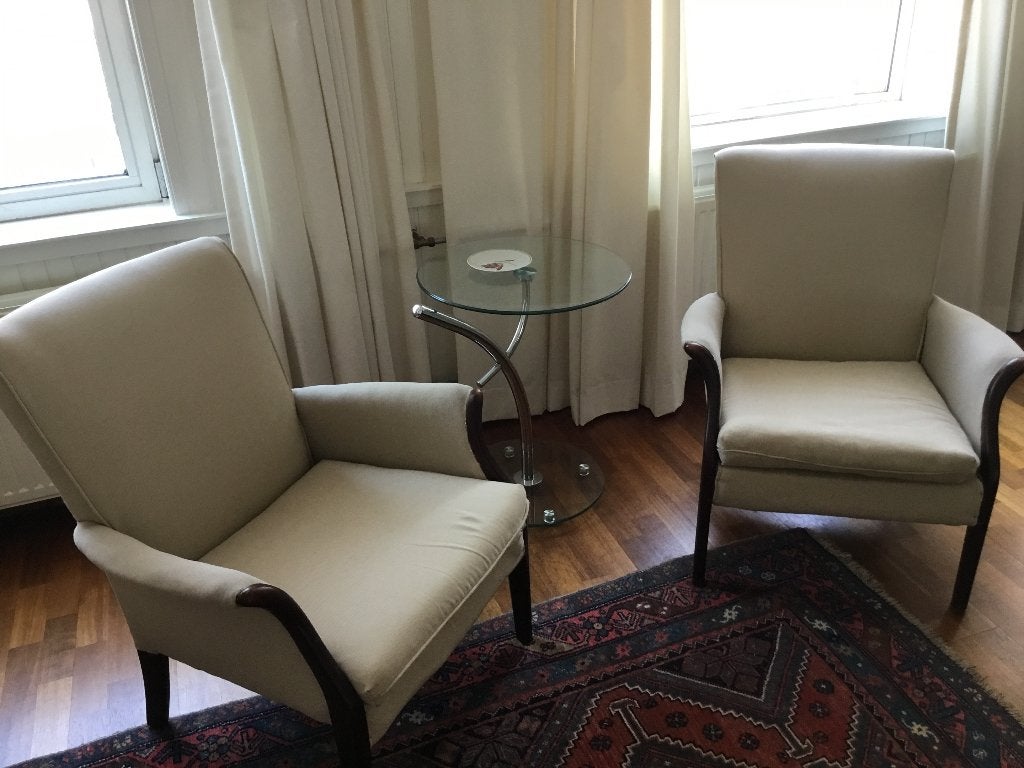 2 Klassieke Engelse fauteuils., Huis en Inrichting, Fauteuils, Ophalen, Gebruikt, 75 tot 100 cm, Stof