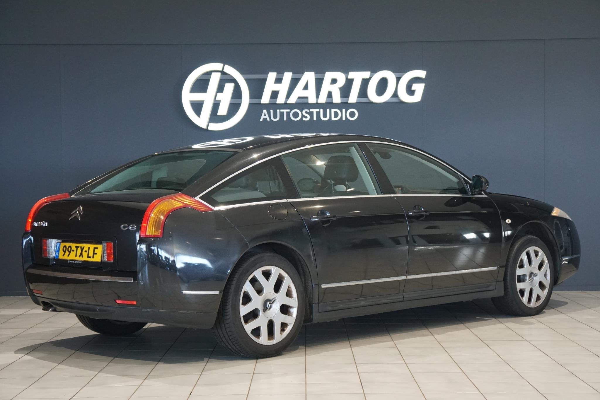 Citroen C6 2.7 HdiF V6 Exclusive 204PK + HEAD-UP DISPLAY, Auto's, Gebruikt, C6, Zwart, Bedrijf