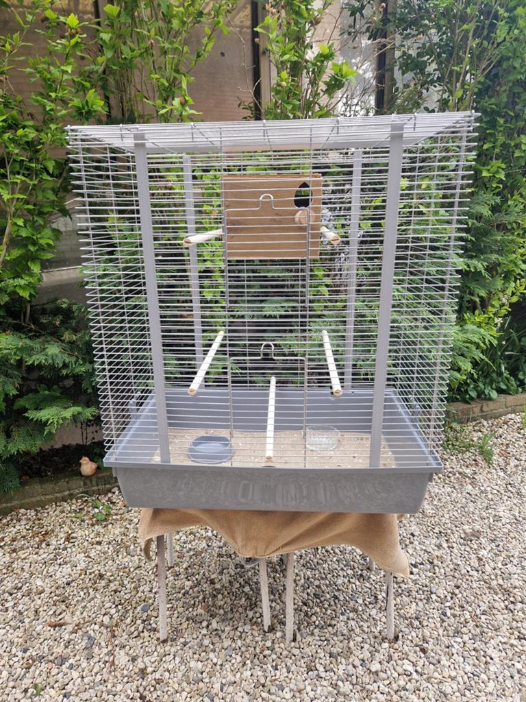vogelkooi kooi volière vogel agapornis, Ophalen of Verzenden, Zo goed als nieuw, Metaal, Vogelkooi