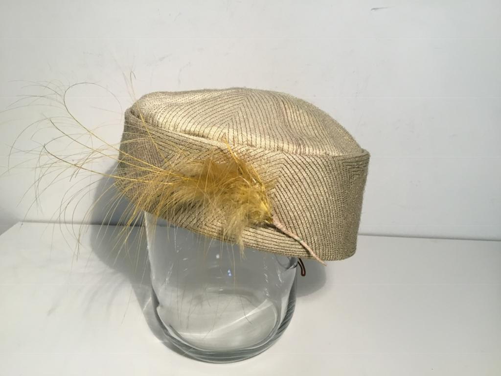 Vintage hoedje ( in Hilversum ), Kleding | Dames, Ophalen of Verzenden, Gedragen, One size fits all