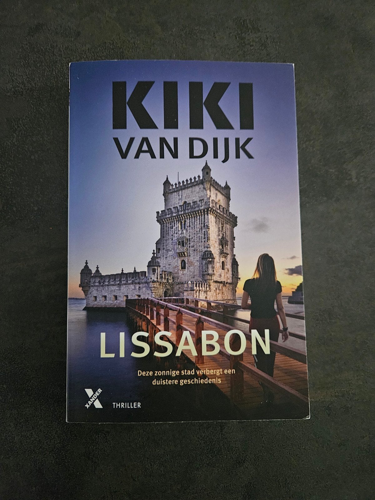 Lissabon - Kiki van Dijk (Thriller), Ophalen of Verzenden, Zo goed als nieuw, Kiki van Dijk