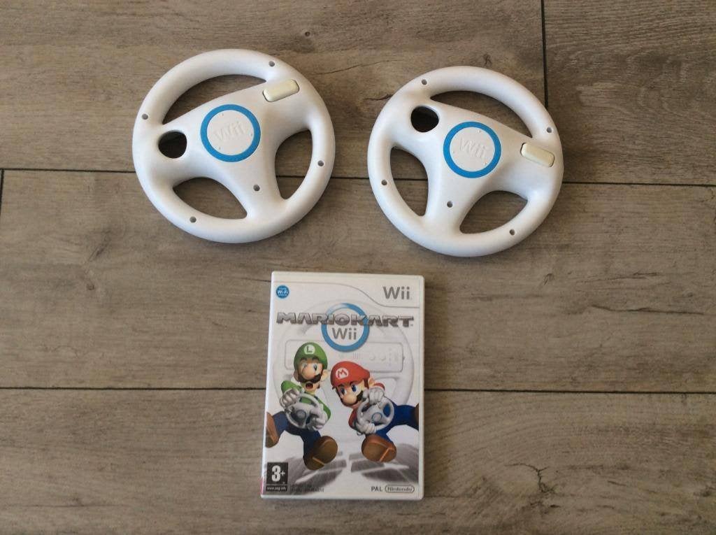 Super Mario Kart voor de Nintendo Wii MarioKart + Stuurtjes, Spelcomputers en Games, Racen en Vliegen, Ophalen of Verzenden, Zo goed als nieuw