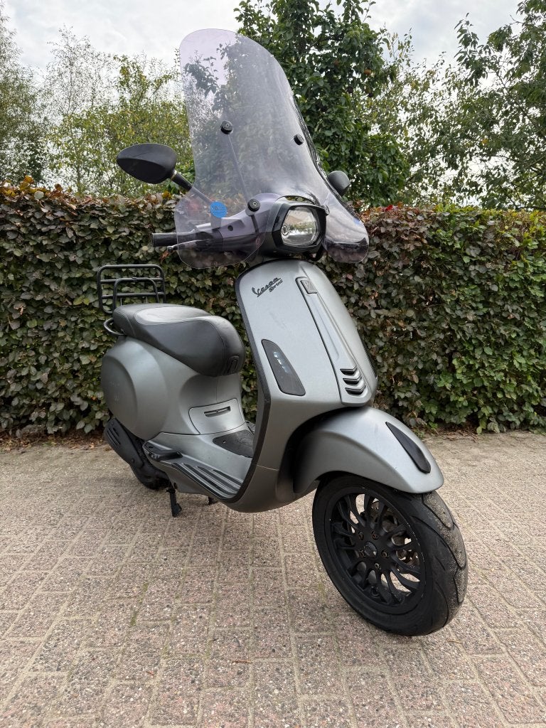⭐️Vespa sprint mat grijs Snor start en rijd⭐️, Niet ingevuld, Niet ingevuld, Niet ingevuld