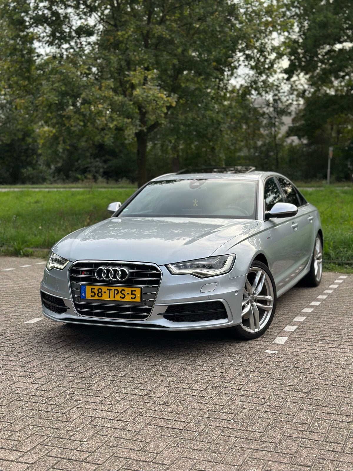 Audi A6 2.0 Tfsi 245pk Hybrid Tiptronic 2012 Grijs, Auto's, Zwart, 4 cilinders, 1984 cc, Alcantara