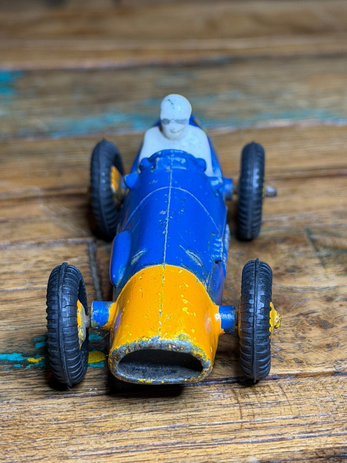 Vroege Dinky Toys 23H Ferrari Racing Car blauw/geel nummer 5, Hobby en Vrije tijd, Ophalen of Verzenden, Gebruikt, Auto, Dinky Toys