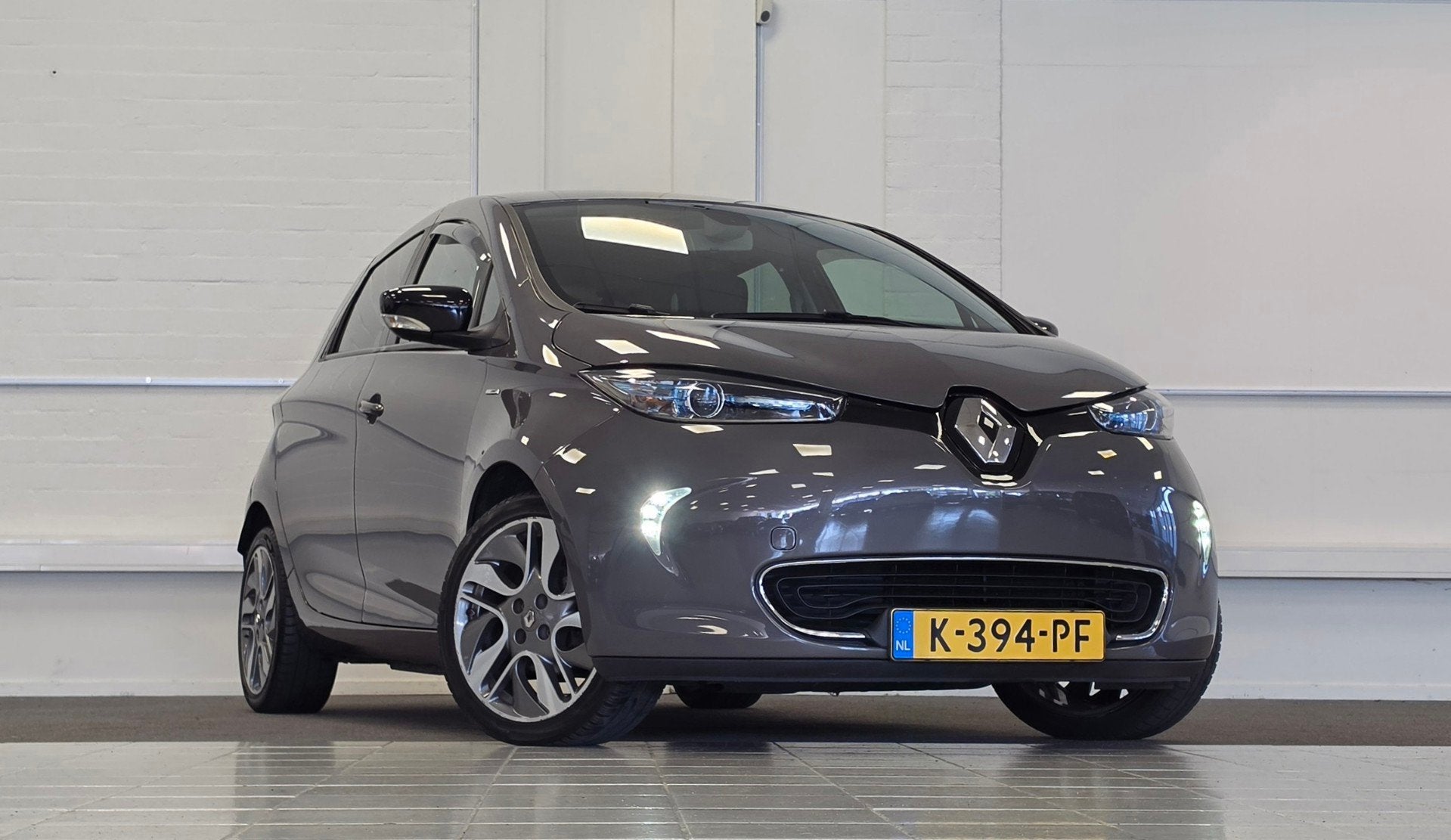 Renault ZOE Q90 Bose Quickcharge 41 kWh Trekhaak Leer Bose S, Auto's, Gebruikt, 41 kWh, Leder, 92 pk
