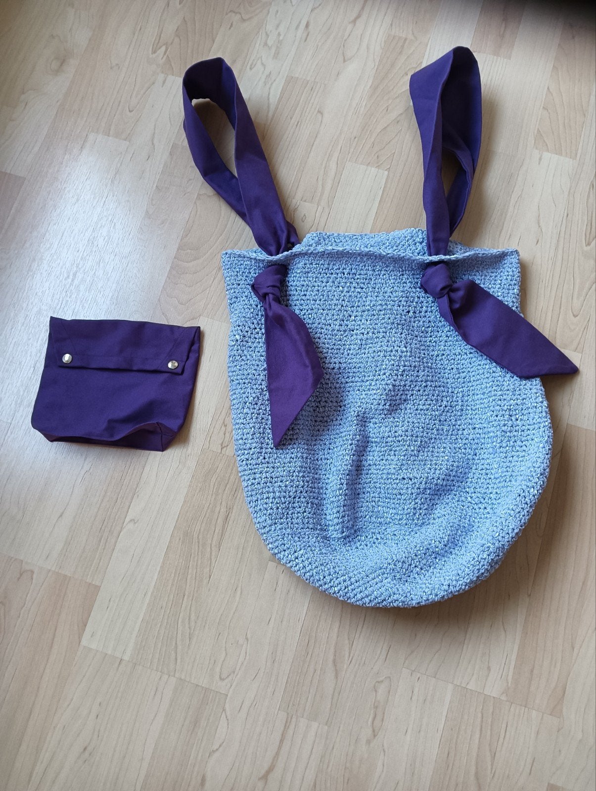 Gehaakte buidel/strand tas met paarse hengsels en bijpassend, Sieraden, Tassen en Uiterlijk, Tassen | Damestassen, Ophalen of Verzenden