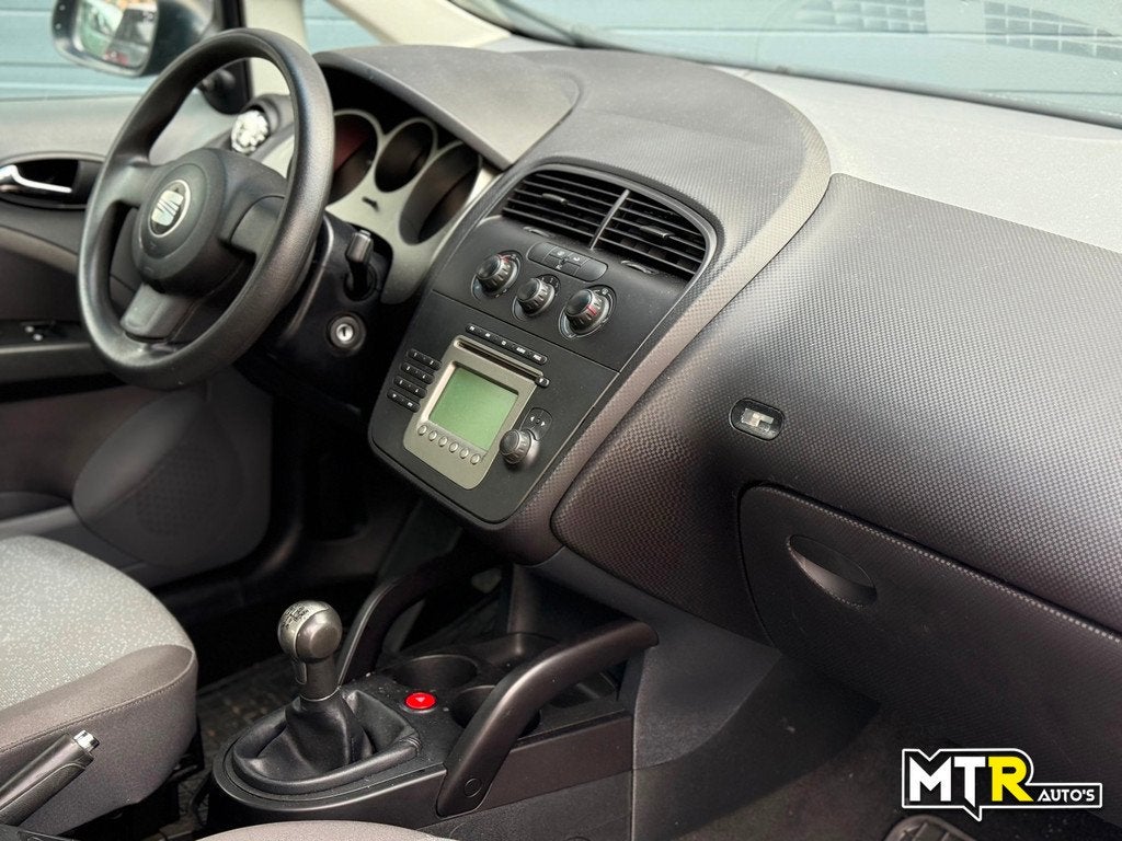 Seat Altea 1.6 Sport NWE APK|AIRCO, Auto's, Seat, Stof, Gebruikt, 4 cilinders, Metallic lak