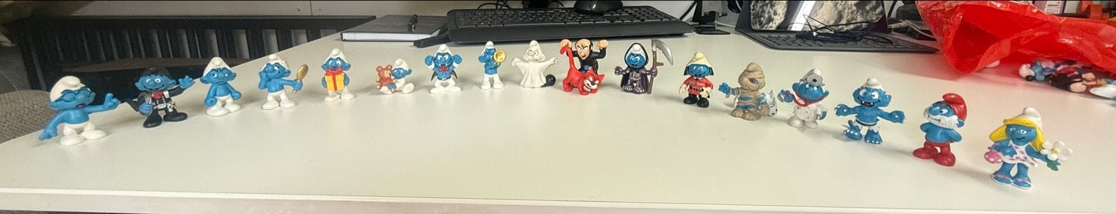 Grote collectie plastic Smurfen poppetjes, Verzamelen, Smurfen, Ophalen of Verzenden, Gebruikt, Verschillende Smurfen, Poppetje, Figuurtje of Knuffel