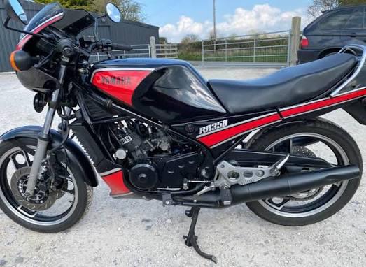 Gevraagd Benzinetank voor een Yamaha RD350LC !, Ophalen of Verzenden, Gebruikt