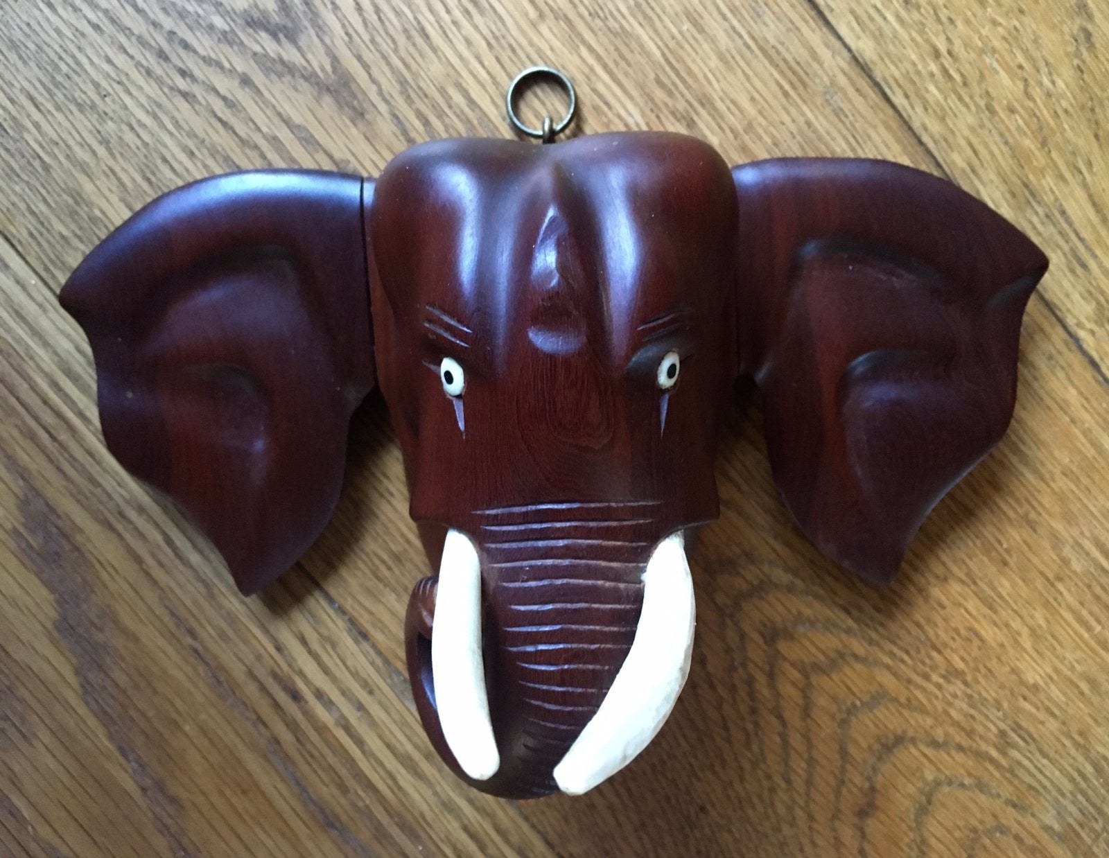 Vintage ebben houten olifant wandmontage (ophalen), Bruin, Indonesië, Houtsnijwerk, Handgemaakt