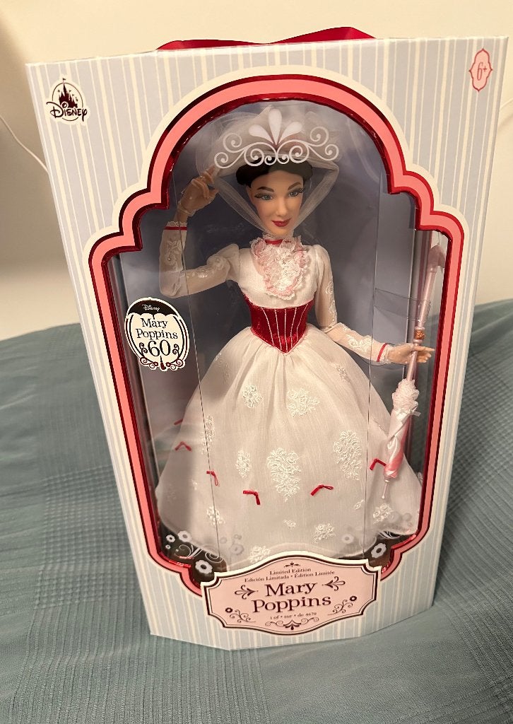 Disney Mary Poppins 60th Anniversary Limited edition doll, Verzamelen, Ophalen of Verzenden, Overige figuren, Nieuw, Beeldje of Figuurtje