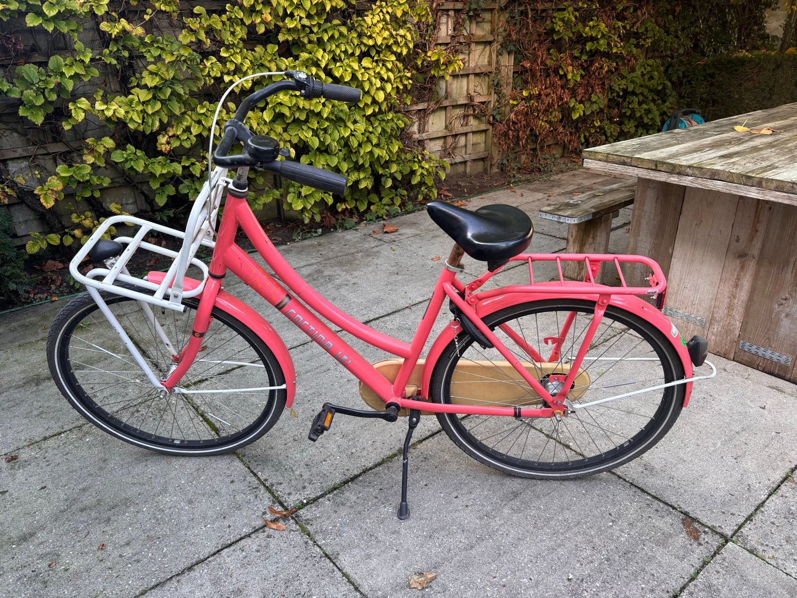 Roze Cortina transportfiets met 3 versnellingen, Ophalen, Terugtraprem, Versnellingen, Gebruikt