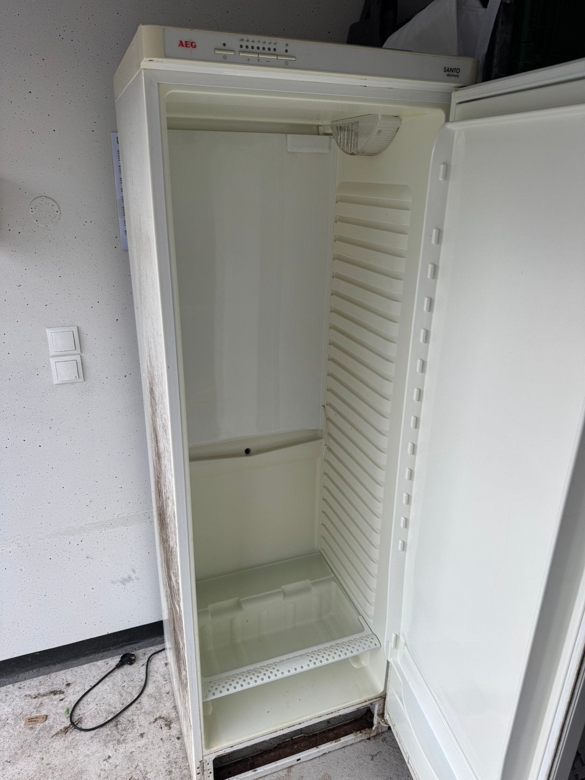 Koelkast AEG Santo electronic, Ophalen, Gebruikt, Minder dan 60 cm, 160 cm of meer