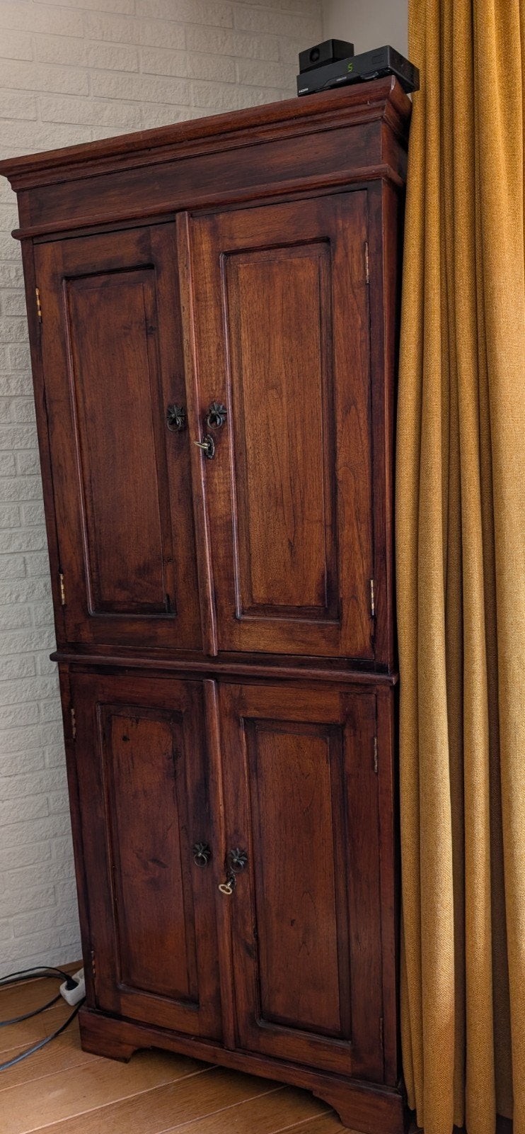 Teakhouten hoekkast., Huis en Inrichting, Kasten | Buffetkasten, Ophalen, 200 cm of meer, Koloniaal, Teakhout