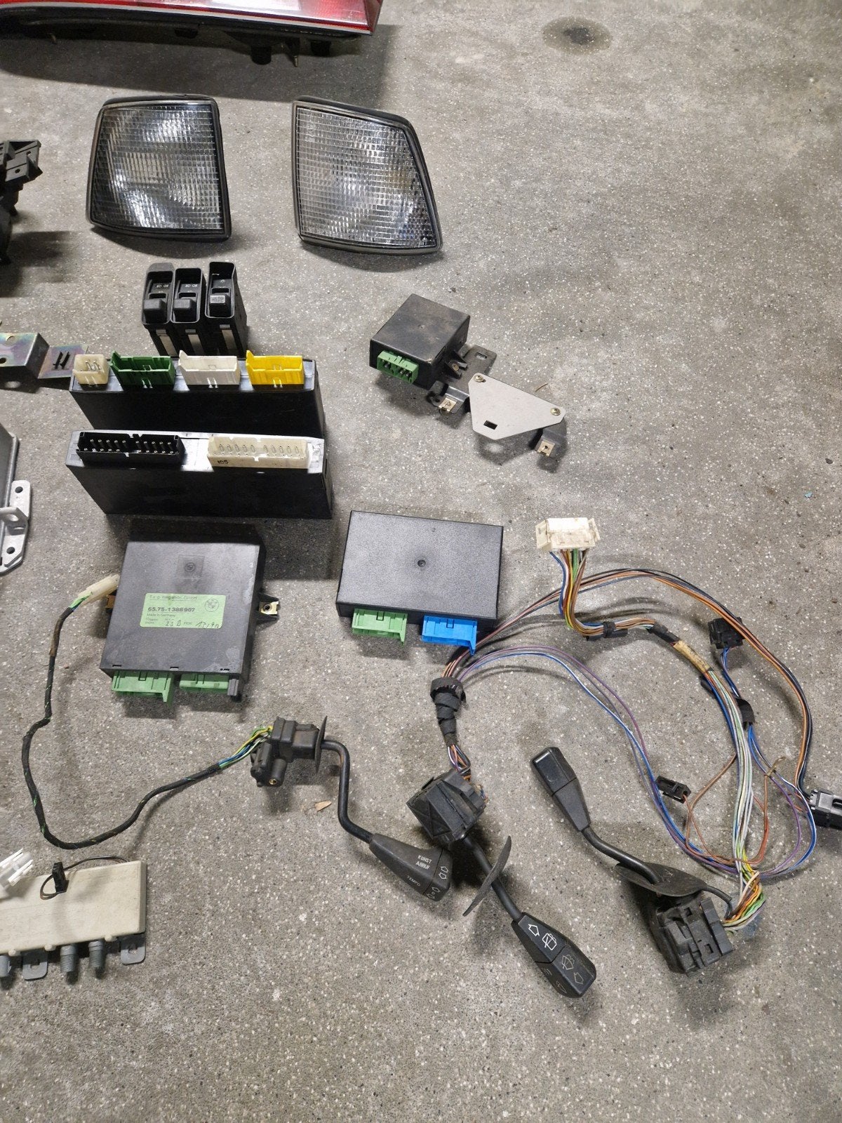 bmw e32 e34 zeer veel onderdelen, Ophalen of Verzenden, BMW